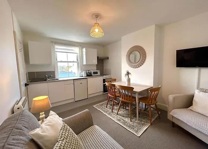 3 Bed In St Peter, Jersey * Saint Peters (Jersey)